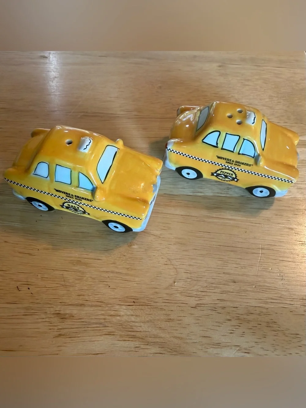 Yellow taxi cab salt & pepper shakers by Pier 1 EUC